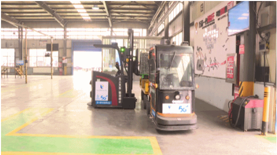 看5G“智慧工廠”如何提高工作效率！